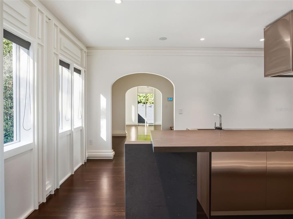 Interior, Recessed Lighting, Wood Texture Flooring