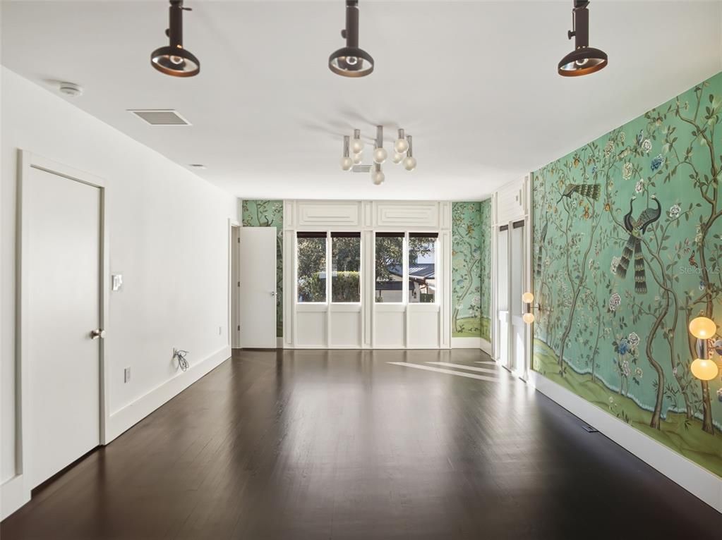 Empty room, Interior, Recessed Lighting, Wood Texture Flooring