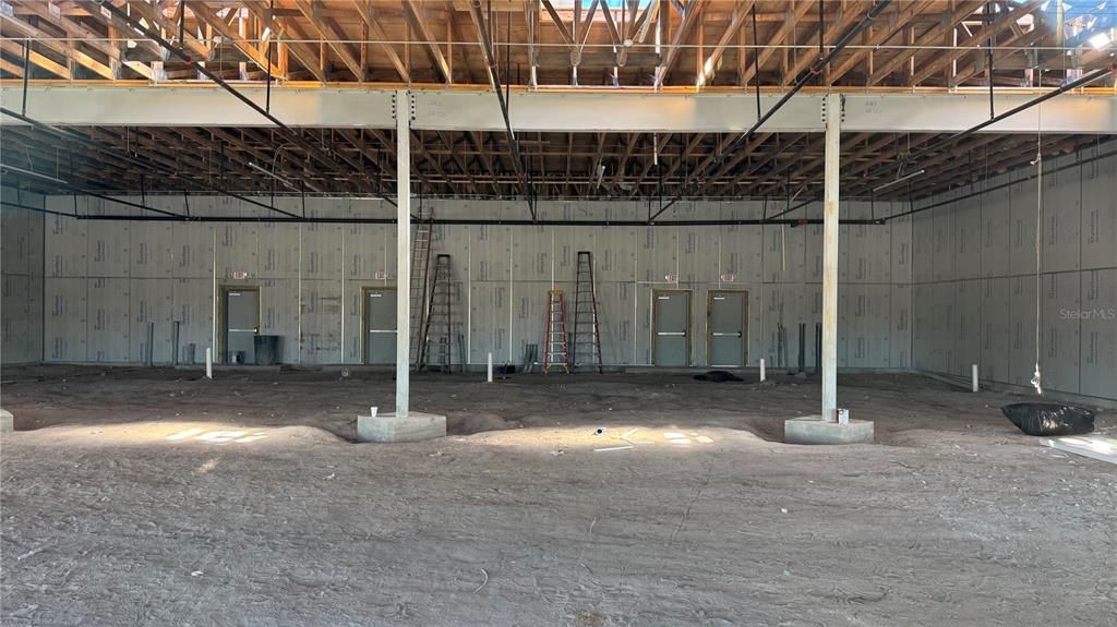 Empty room, Interior, Wooden Beams