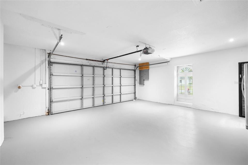 Garage, Interior, Recessed Lighting