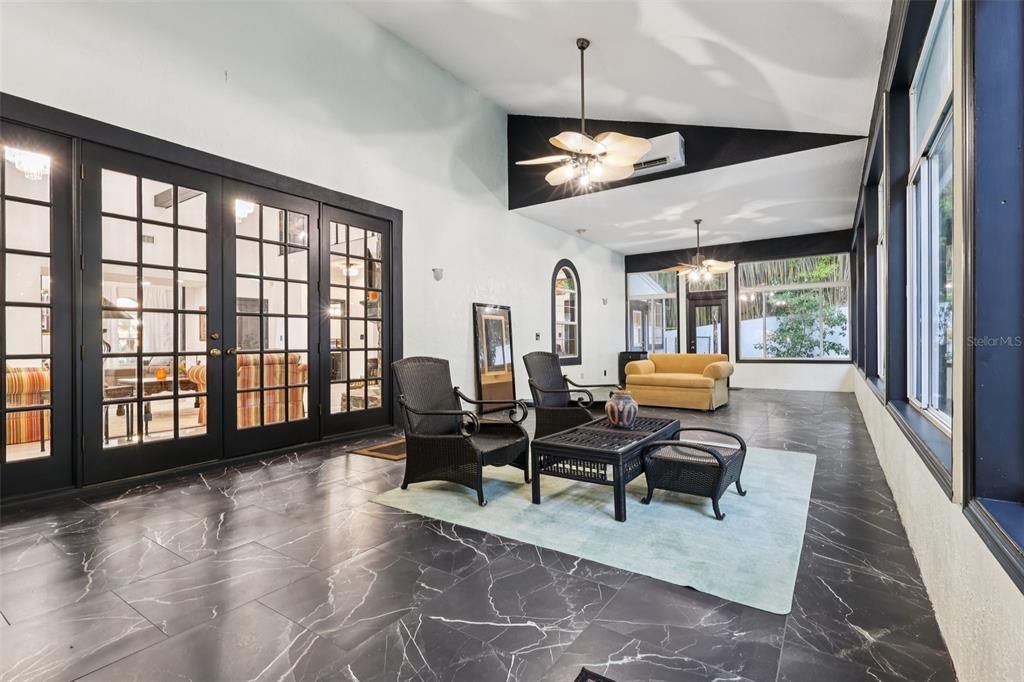 Interior, Living room, Marble, Pendant Lights