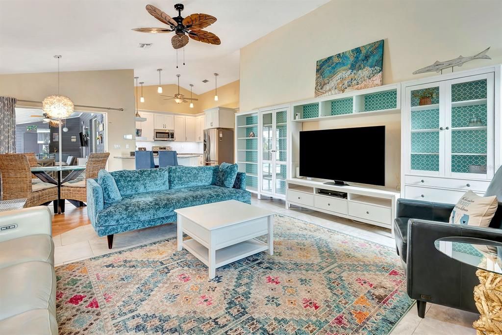 Dining room, Interior, Kitchen, Living room, Pendant Lights, Stainless Steel Appliances