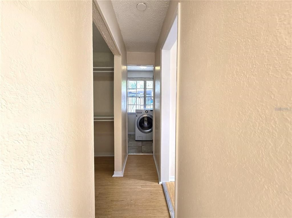 Interior, Utility Closets, Washer, Wood Texture Flooring