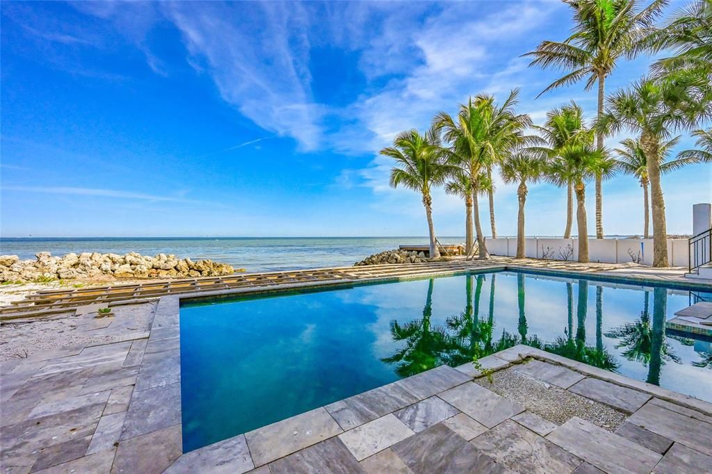 Exterior, Pool, Water