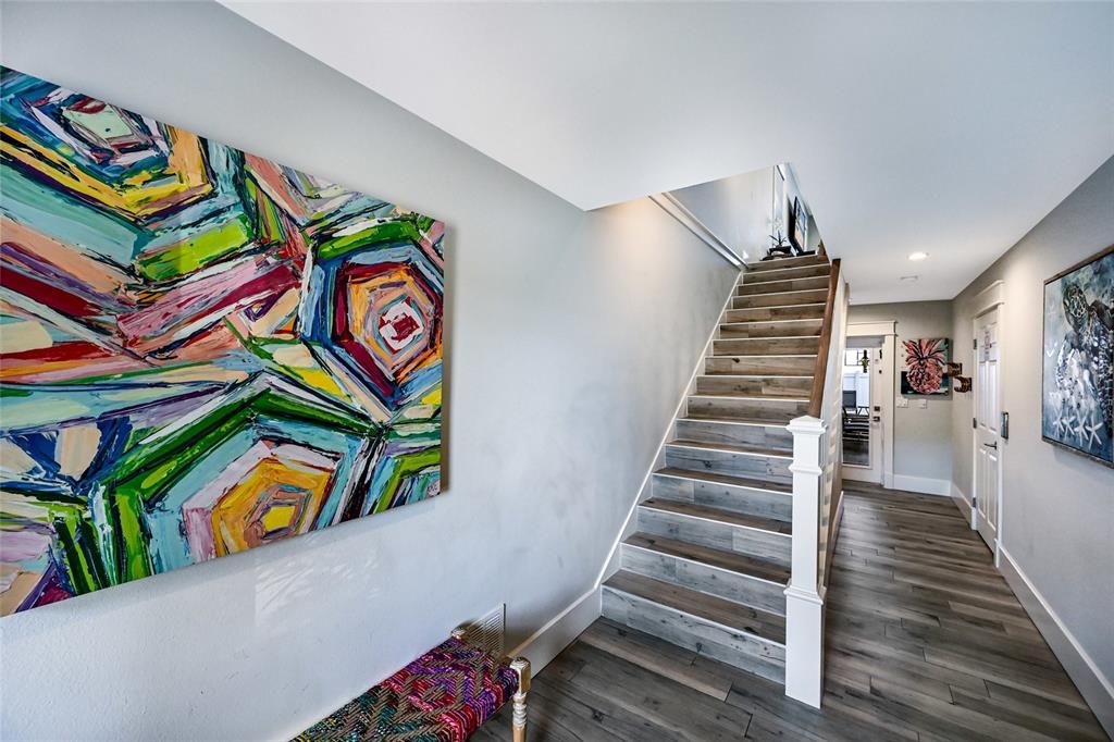 Interior, Recessed Lighting, Wood Texture Flooring