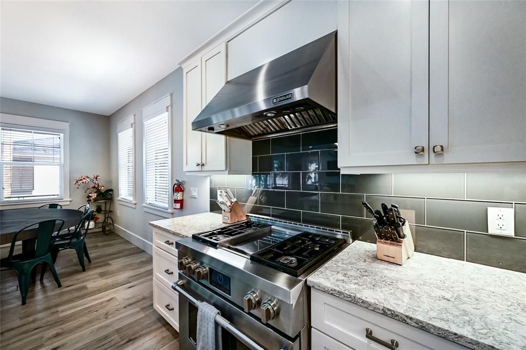 Dining room, Interior, Kitchen, Stainless Steel Appliances, Wood Texture Flooring