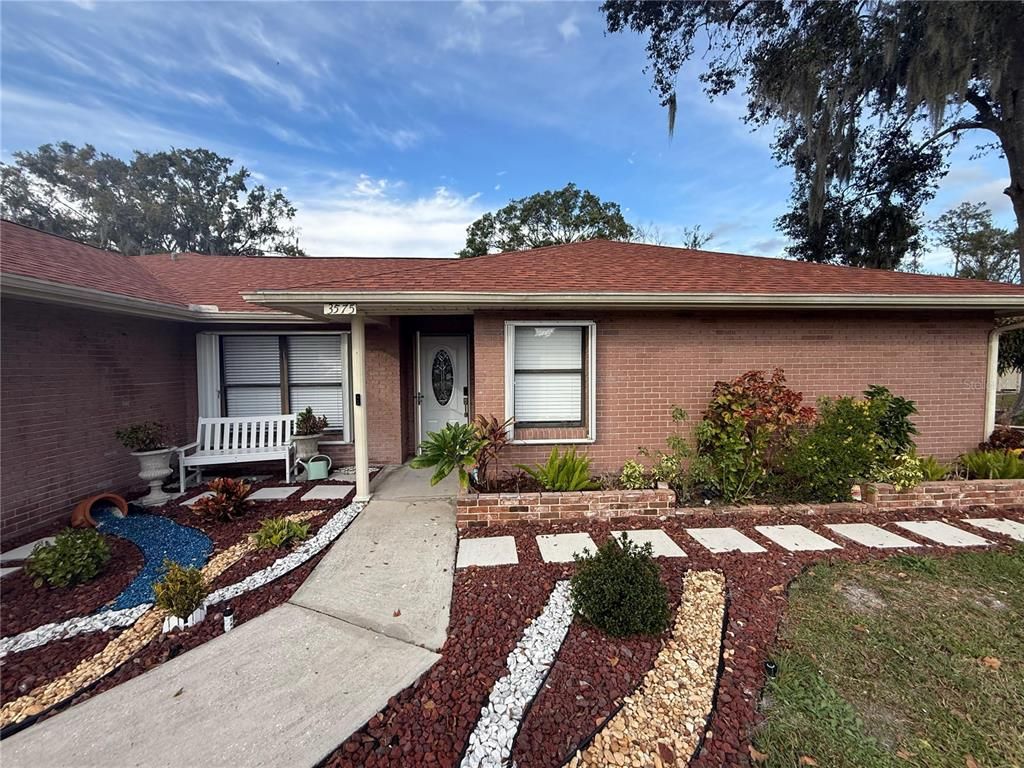 Exterior, Facade, Brick Facade, Ranch