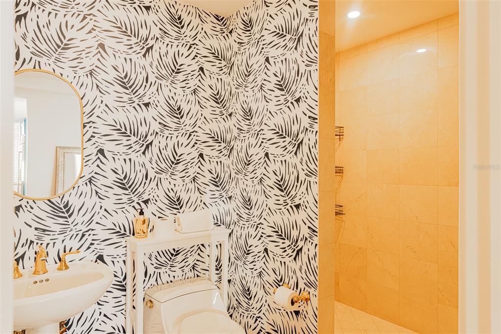 Bathroom, Interior, Recessed Lighting