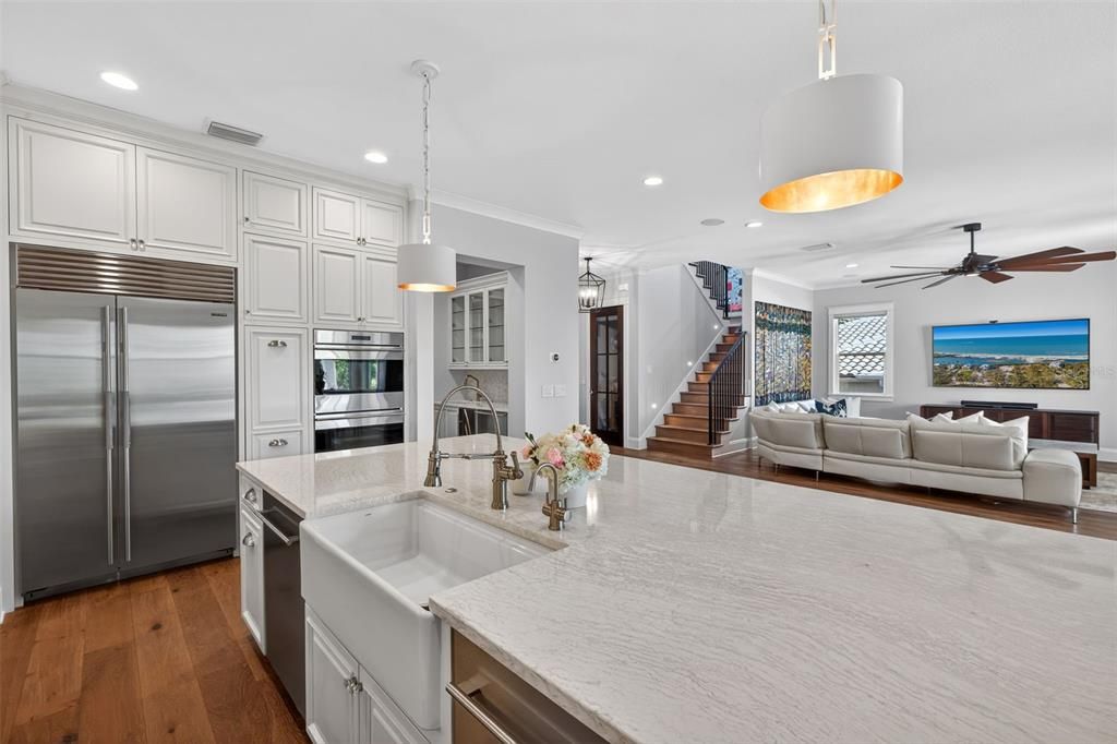 Interior, Kitchen, Living room, Pendant Lights, Recessed Lighting, Stainless Steel Appliances, Wood Texture Flooring