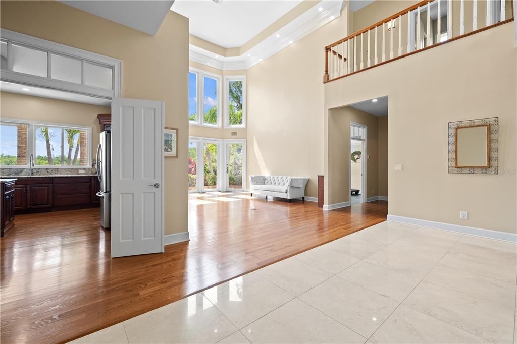 Interior, Recessed Lighting, Wood Texture Flooring