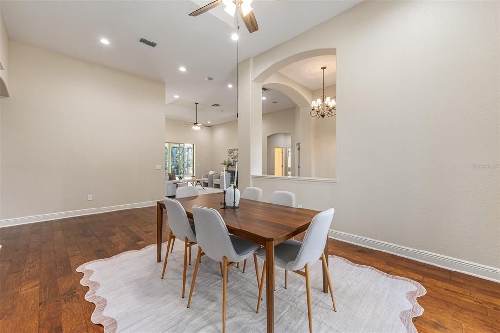 Chandelier, Dining room, Interior, Recessed Lighting, Wood Texture Flooring