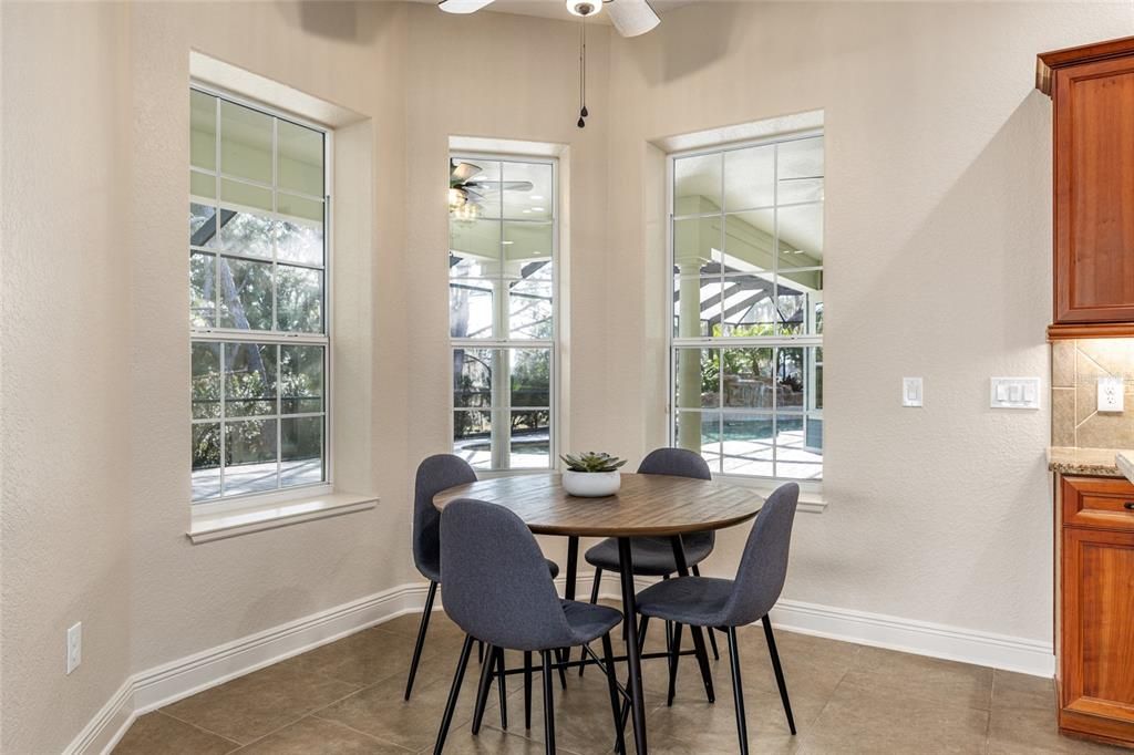 Dining room, Interior