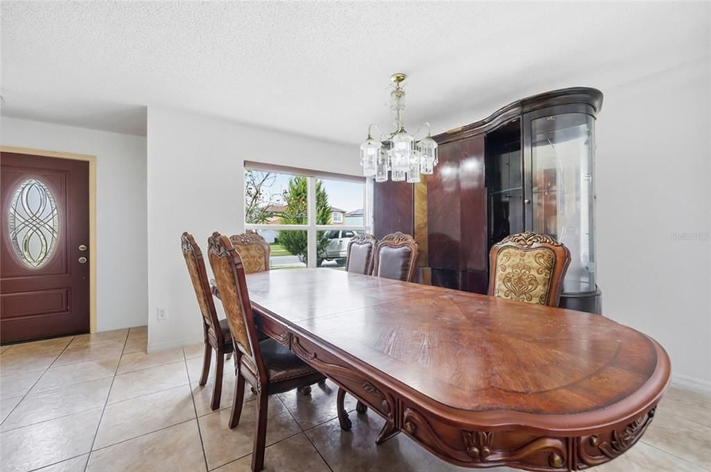 Chandelier, Dining room, Interior
