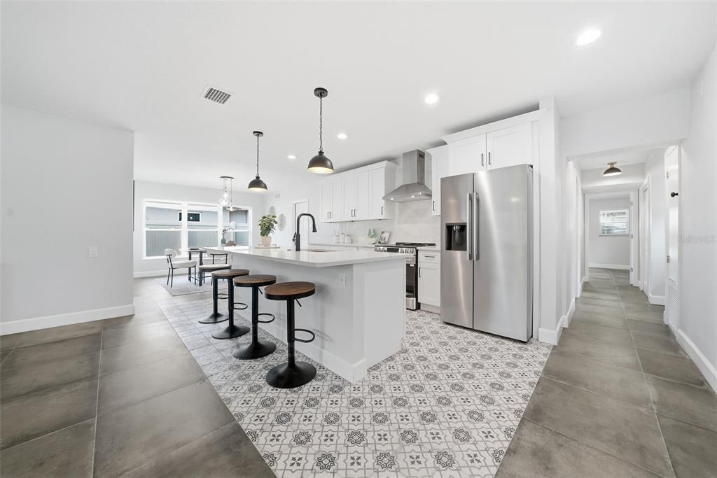 Dining room, Interior, Kitchen, Pendant Lights, Recessed Lighting, Stainless Steel Appliances