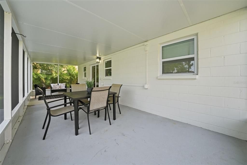 Dining room, Interior