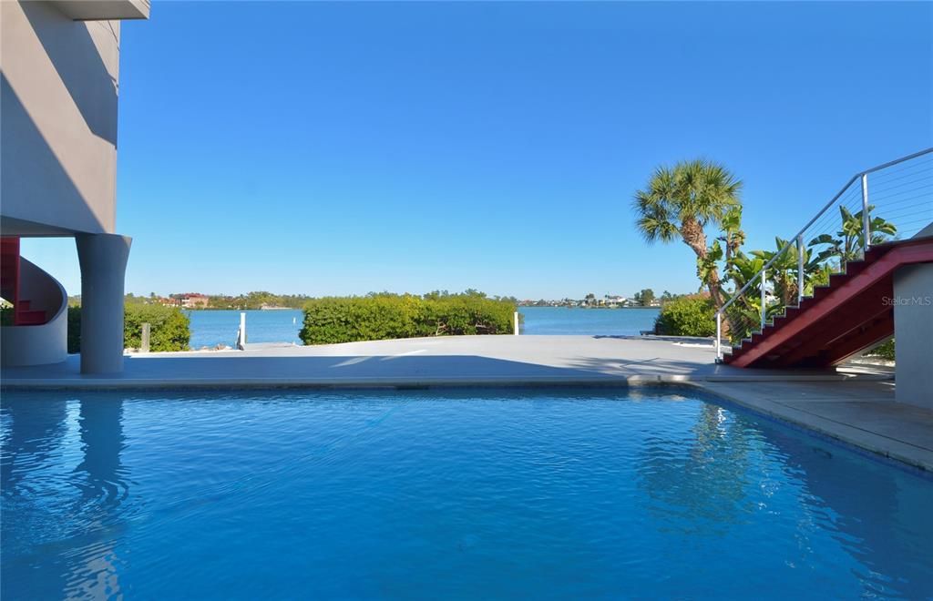 Exterior, Pool, Water