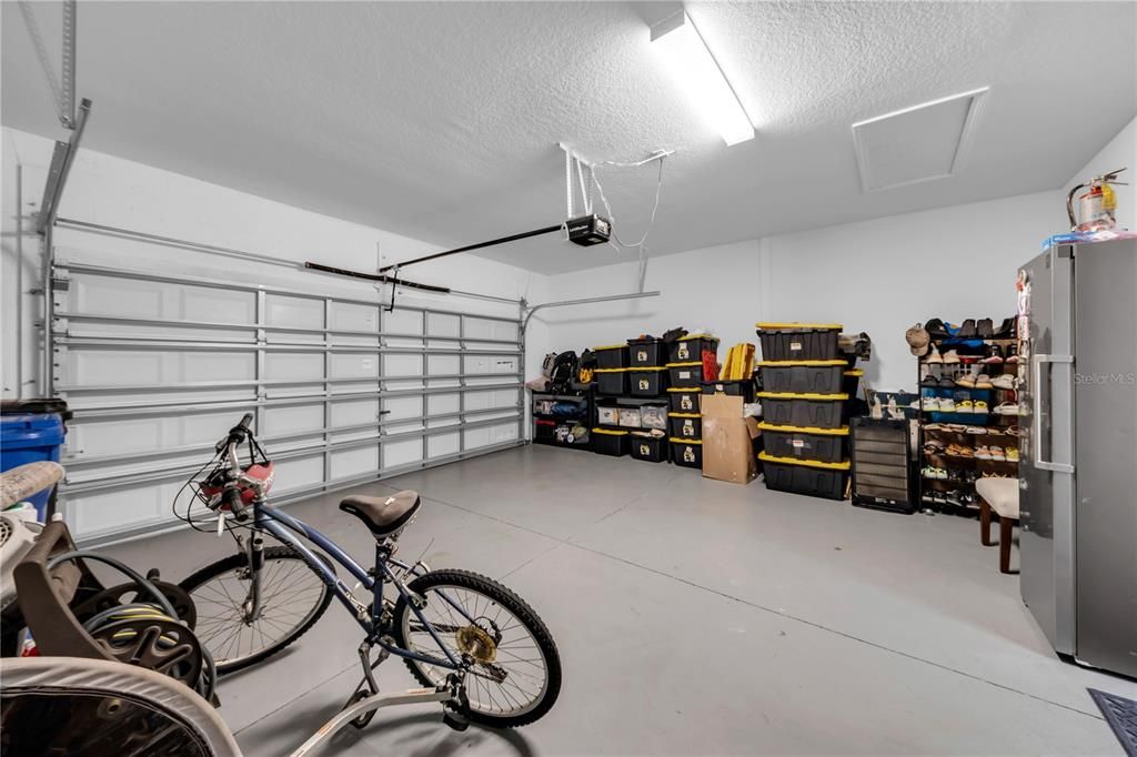 Garage, Interior