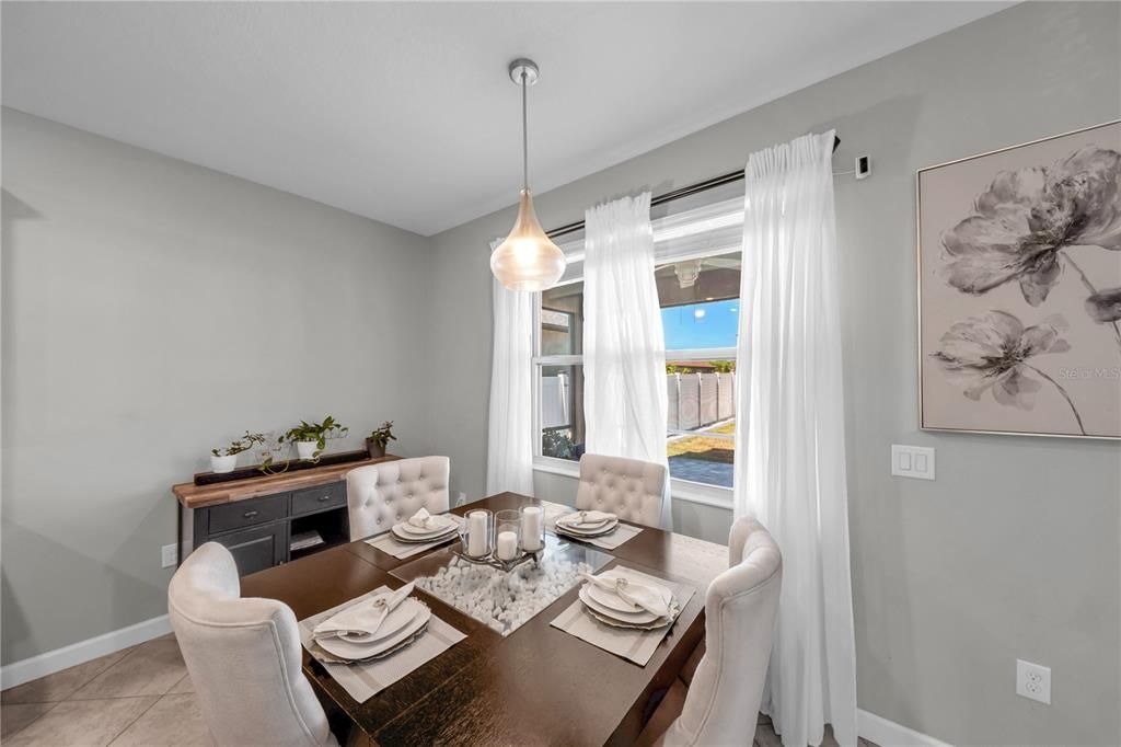 Dining room, Interior, Pendant Lights