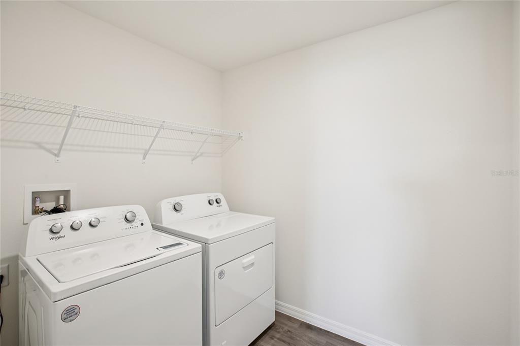 Interior, Utility Closets, Washer, Wood Texture Flooring