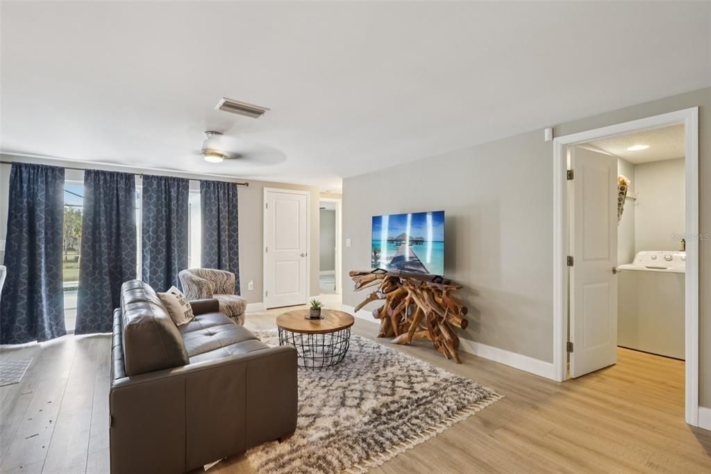 Interior, Living room, Recessed Lighting, Wood Texture Flooring