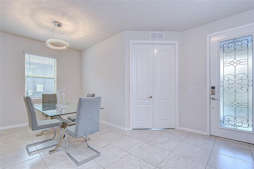 Dining room, Interior, Pendant Lights