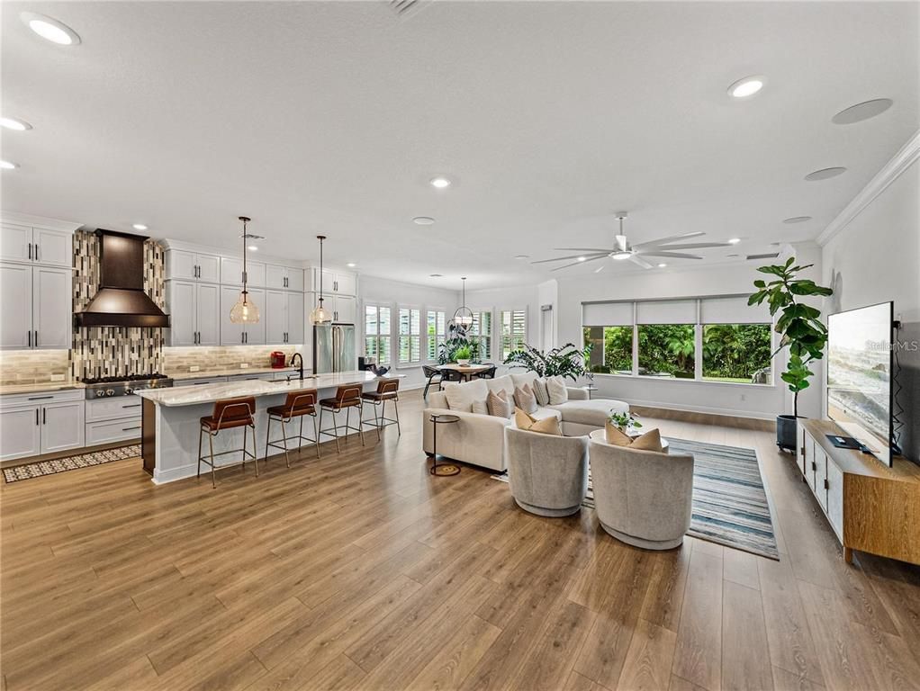 Interior, Kitchen, Living room, Pendant Lights, Recessed Lighting, Wood Texture Flooring