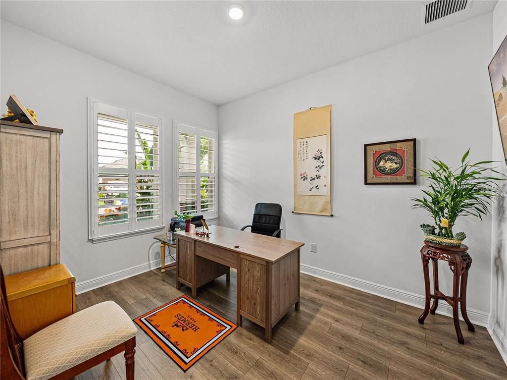 Home Office, Interior, Recessed Lighting, Wood Texture Flooring