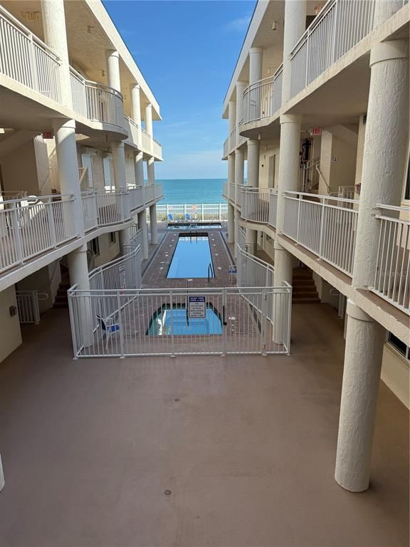 Exterior, Pool, Water