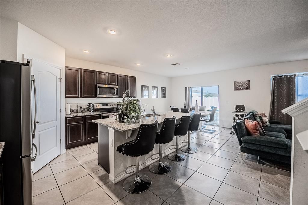Dining room, Interior, Kitchen, Recessed Lighting, Stainless Steel Appliances