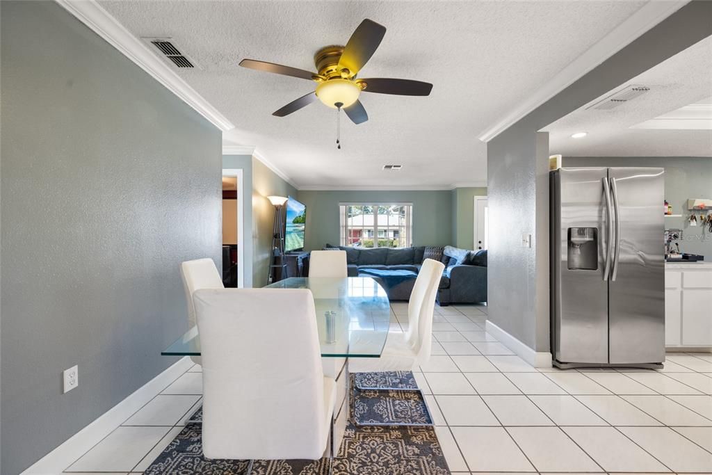 Dining room, Interior, Kitchen, Living room, Recessed Lighting