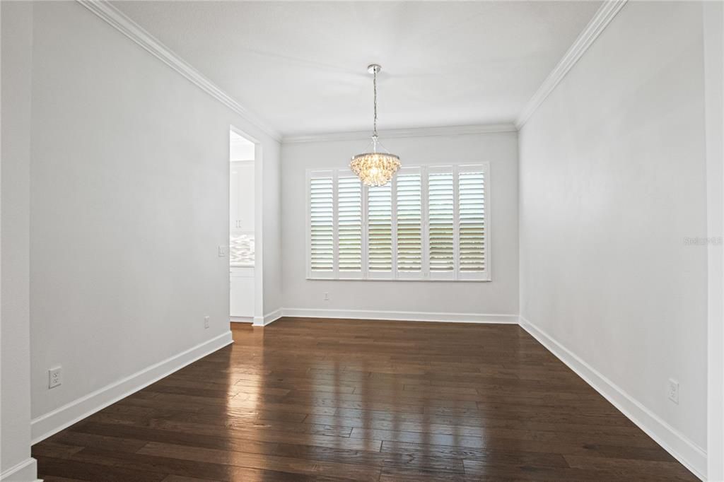 Chandelier, Empty room, Interior, Wood Texture Flooring