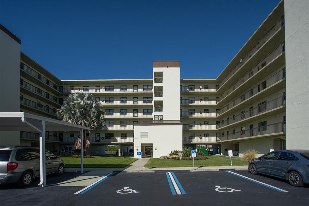 Exterior, Facade, Condo Building