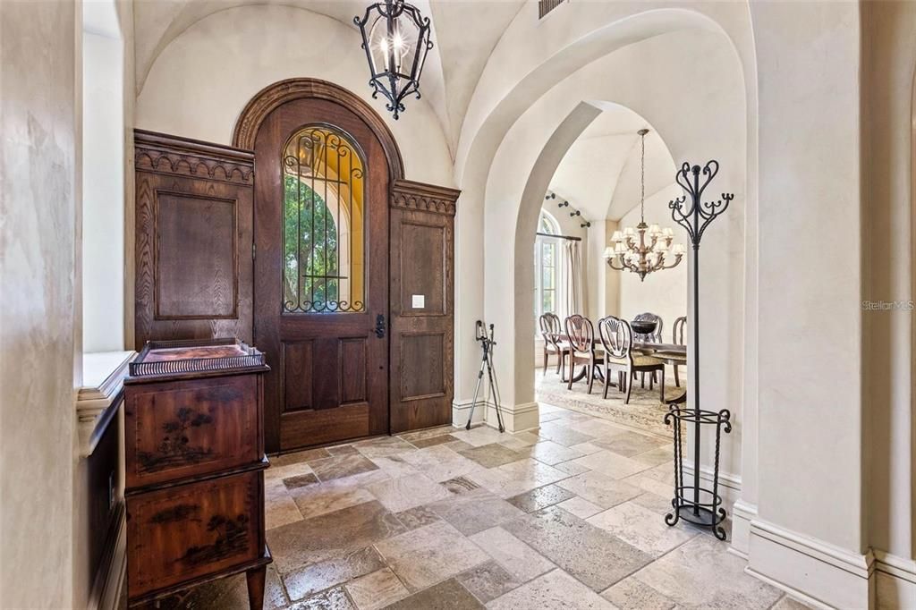 Chandelier, Dining room, Interior