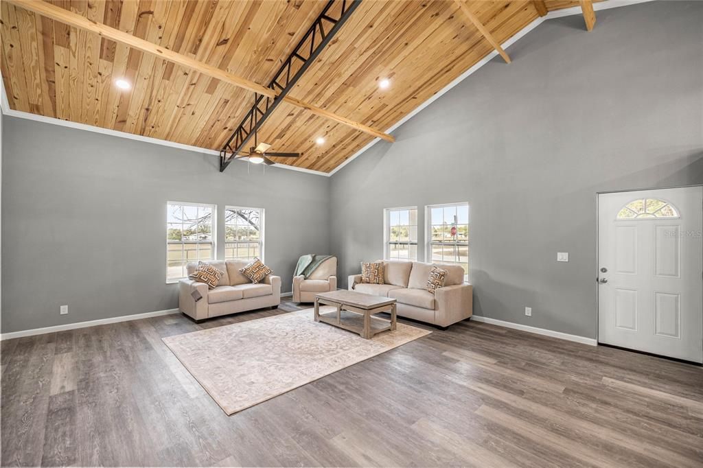 Interior, Living room, Recessed Lighting, Wooden Beams, Wooden Ceilings, Wood Texture Flooring