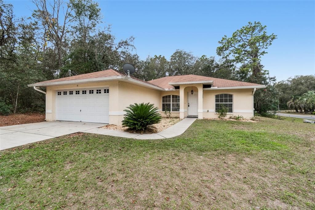 Attached, Backyard, Exterior, Facade, Ranch