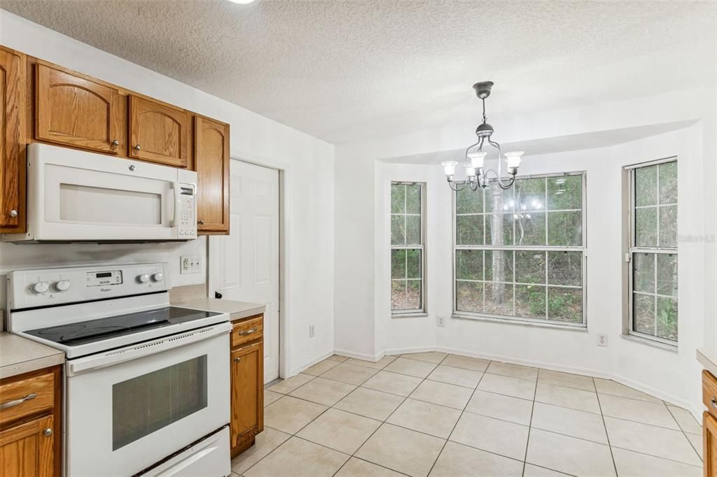 Chandelier, Interior, Kitchen