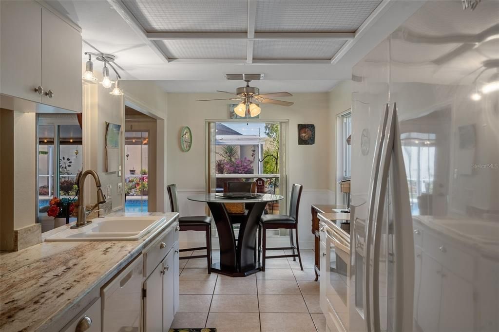 Dining room, Interior, Kitchen