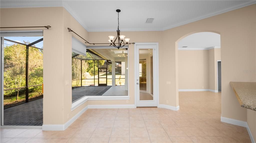 Chandelier, Empty room, Interior, Sun Room