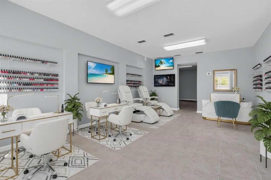 Home Office, Interior