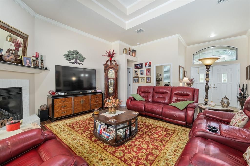 Fireplace, Interior, Living room, Recessed Lighting