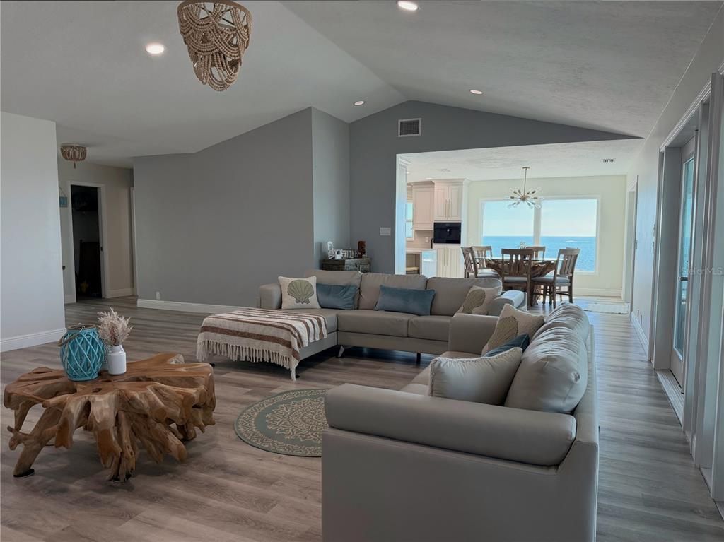 Interior, Living room, Recessed Lighting, Water, Wood Texture Flooring