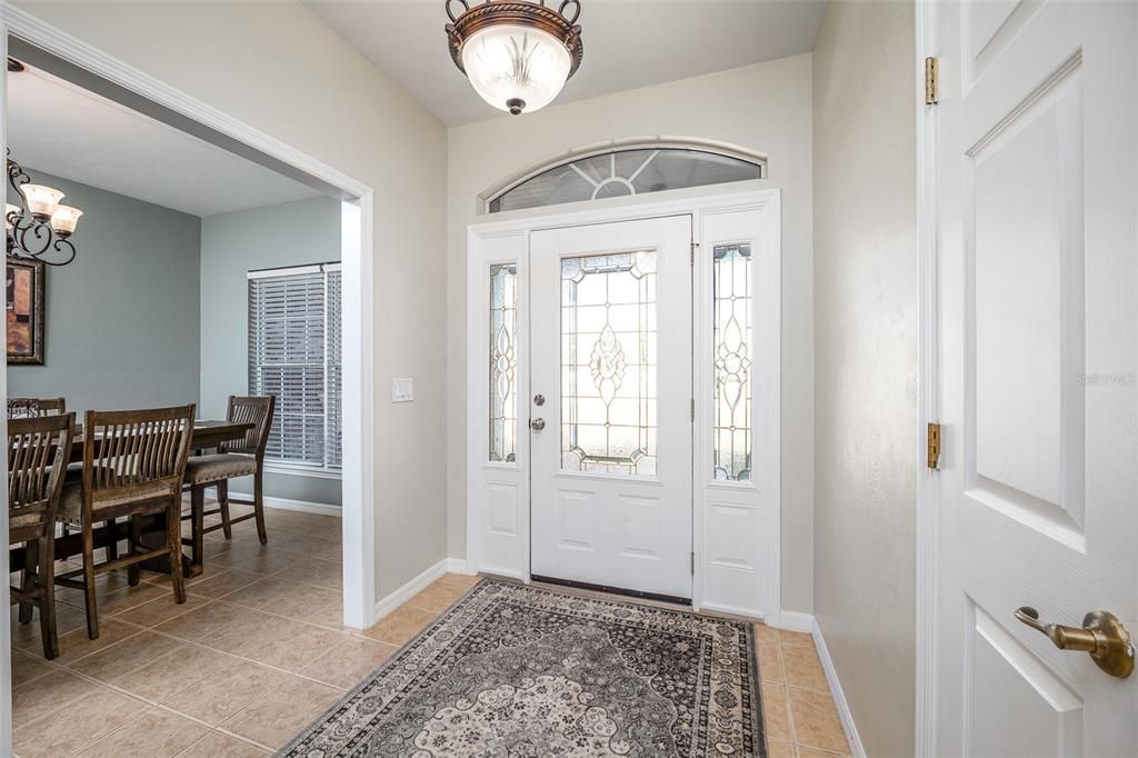 Chandelier, Dining room, Interior