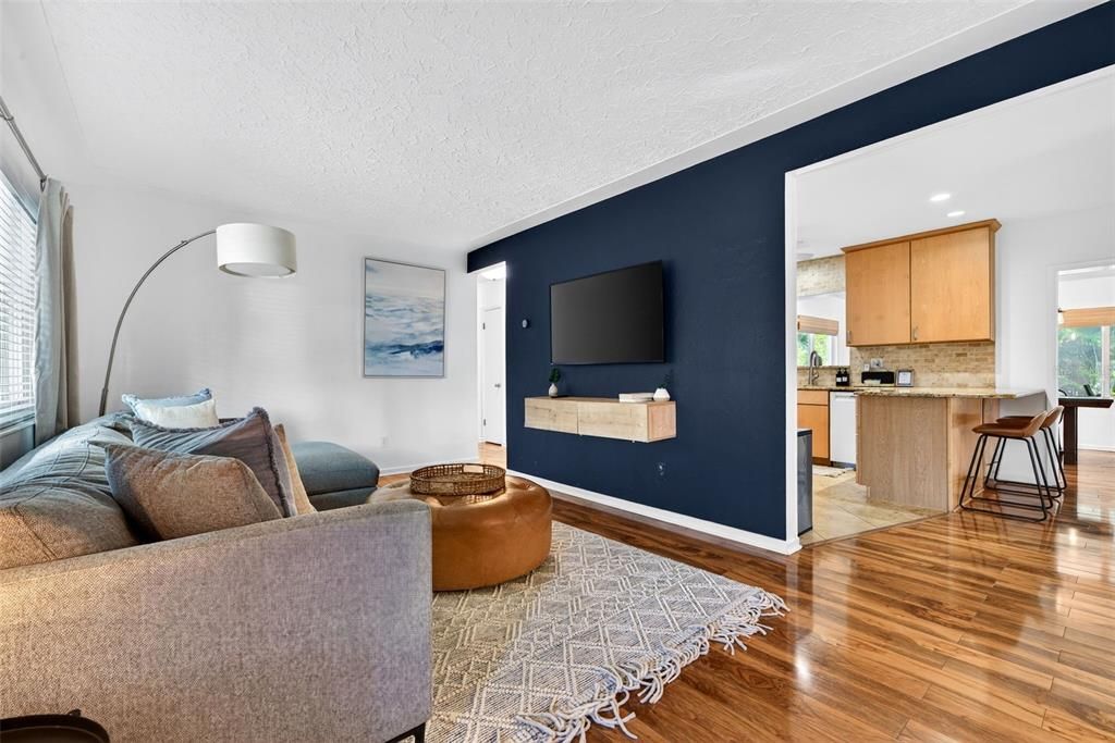 Interior, Kitchen, Living room, Recessed Lighting, Wood Texture Flooring