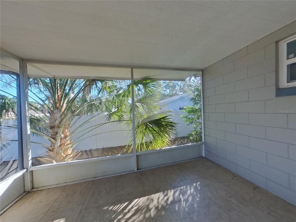 Empty room, Interior, Sun Room