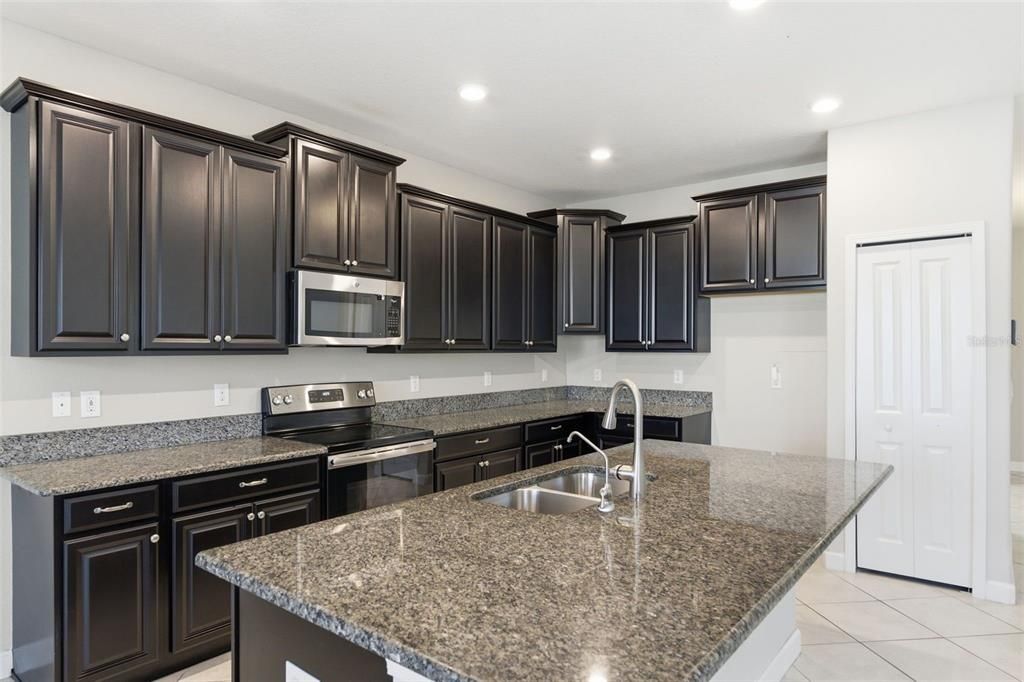 Interior, Kitchen, Recessed Lighting
