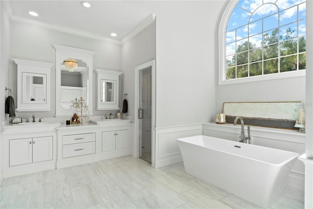 Bathroom, Dual Sink Vanities, Free Standing Baths, Interior, Marble, Recessed Lighting