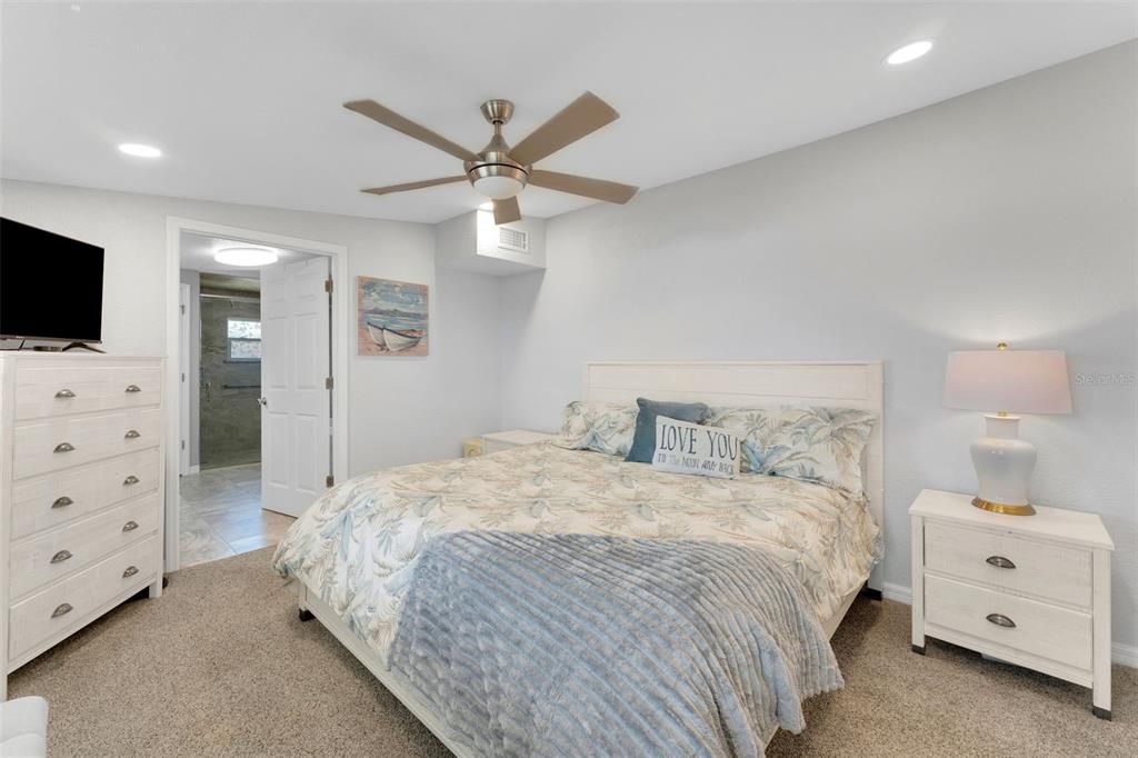 Bedroom, Interior, Recessed Lighting