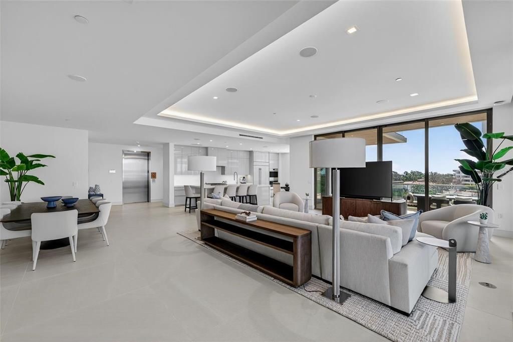 Dining room, Interior, Living room, Recessed Lighting