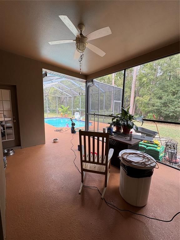 Interior, Pool, Sun Room