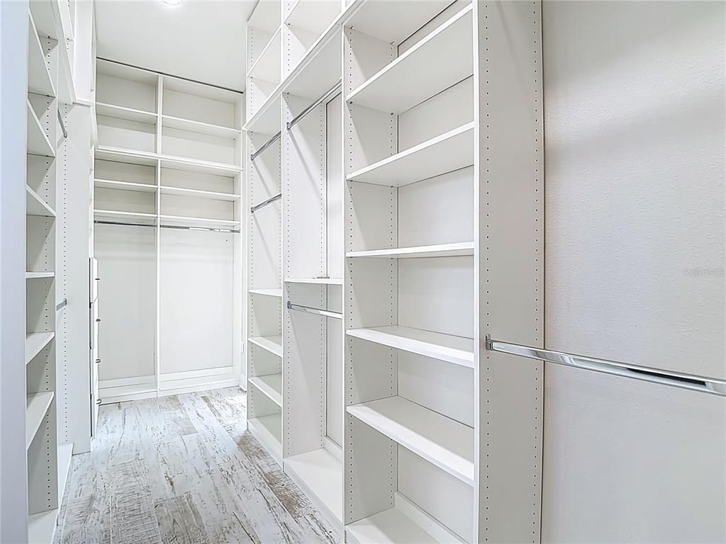 Interior, Walk-in Closets, Wood Texture Flooring